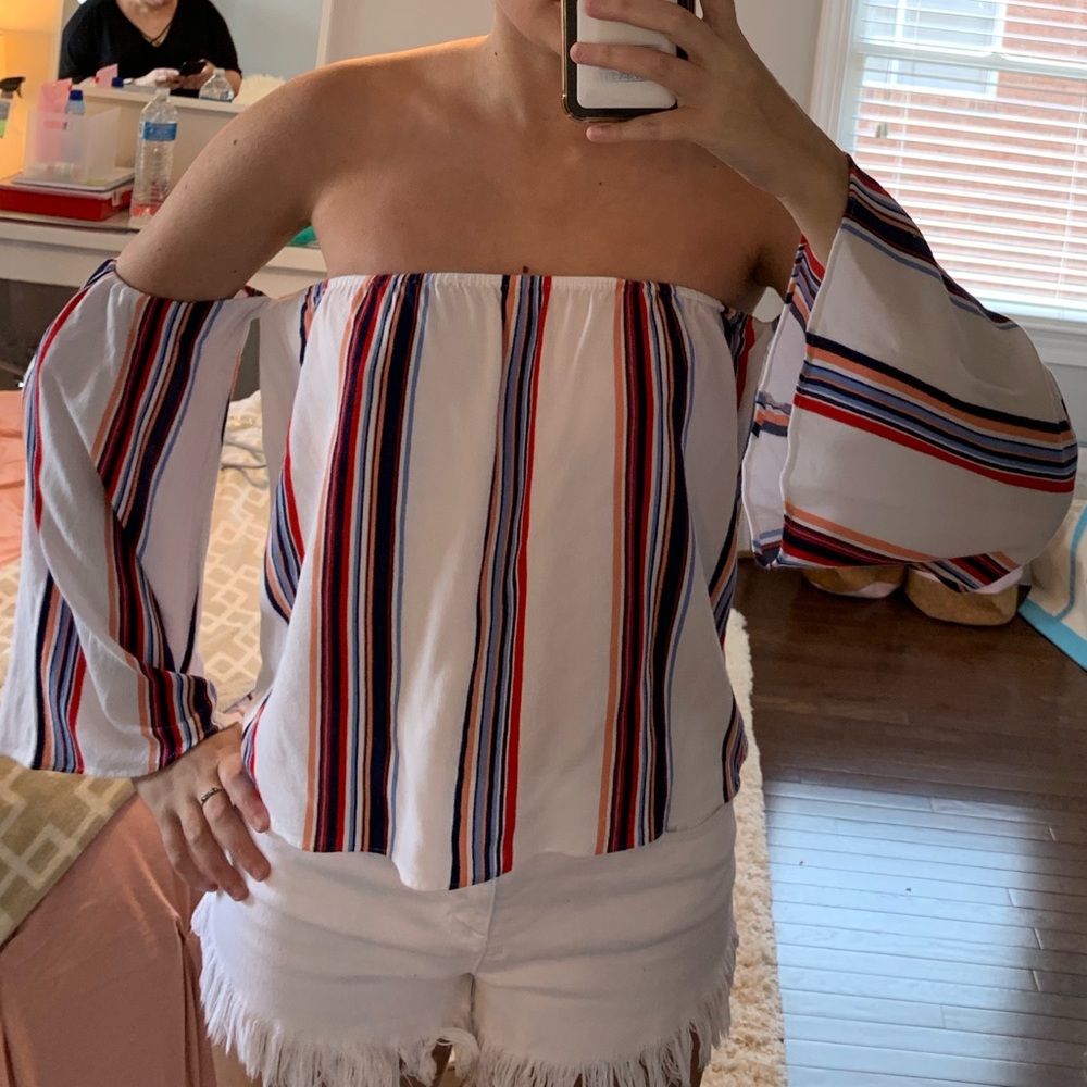 FOREVER 21 off the shoulder top